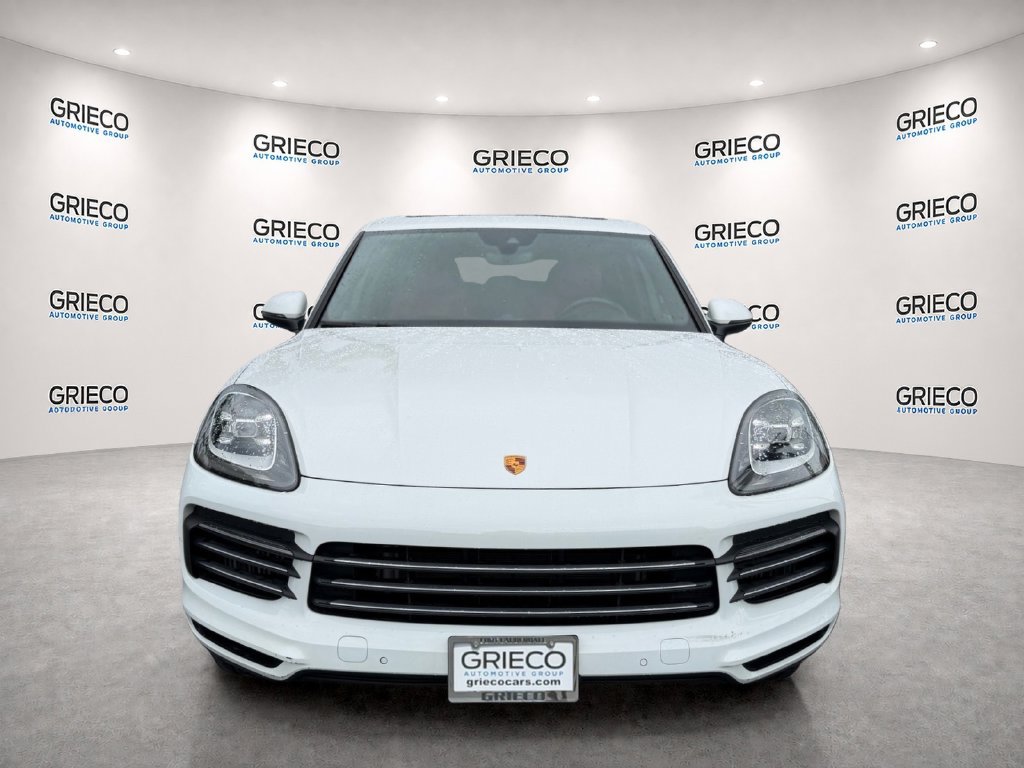 Used 2023 Porsche Cayenne w/ Premium Package AWD/4WD image 2