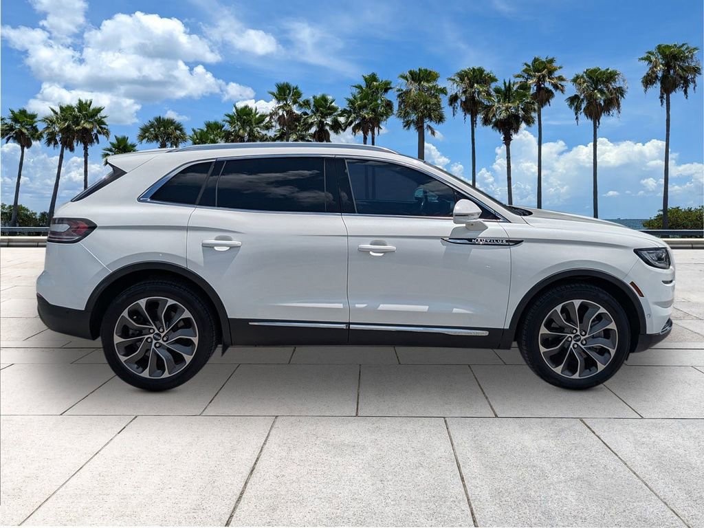 Used 2021 Lincoln Nautilus Reserve w/ Equipment Group 201A AWD/4WD image 9