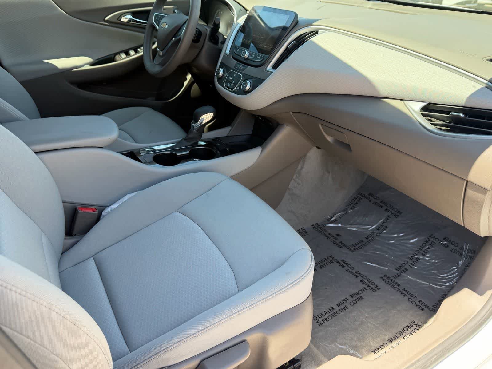 Used 2025 Chevrolet Malibu LS FWD image 13