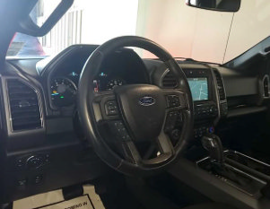 Used 2018 Ford F150 XLT w/ Equipment Group 302A Luxury AWD/4WD image 17