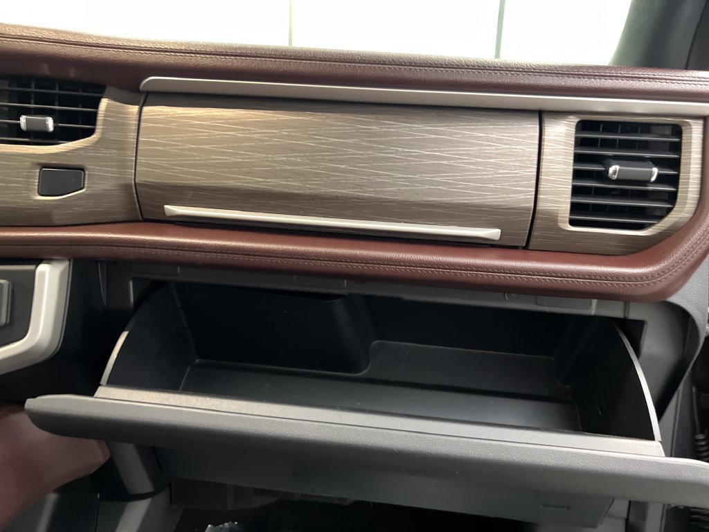 Used 2023 Ford Expedition Limited AWD/4WD image 35