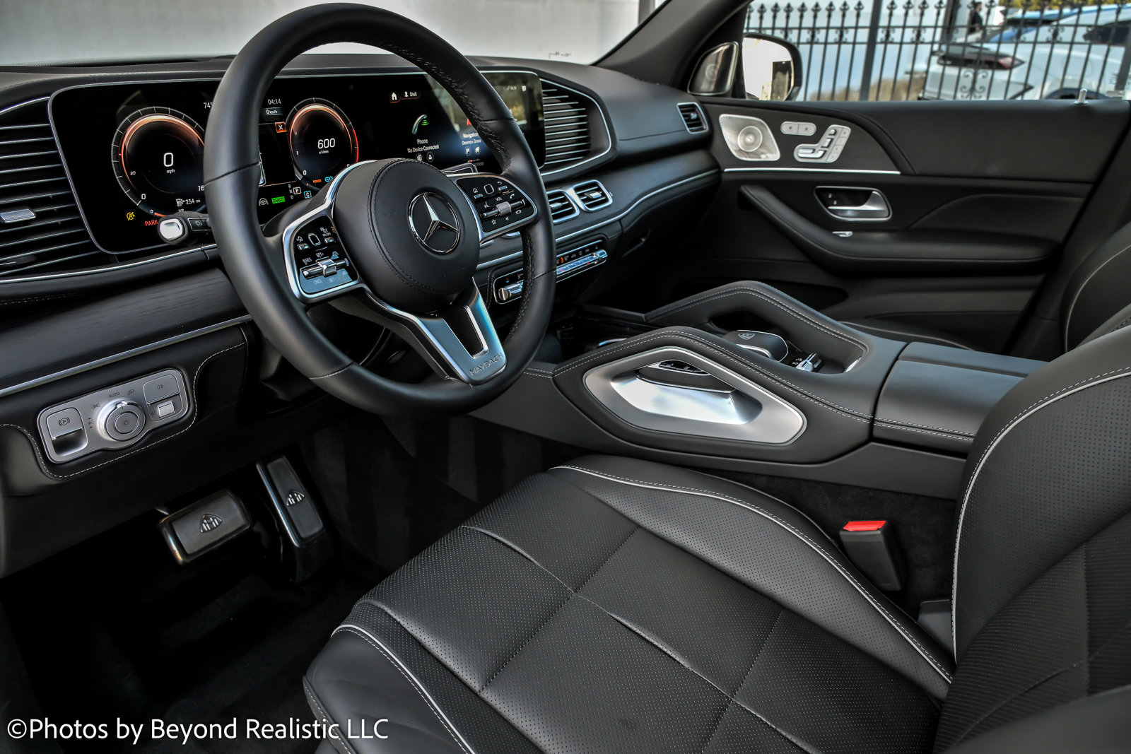 Used 2023 Mercedes-Benz Maybach GLS 600 4MATIC image 26