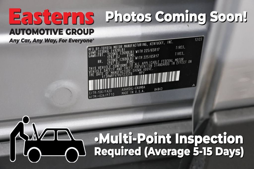 Used 2024 Toyota RAV4 XLE AWD/4WD image 34