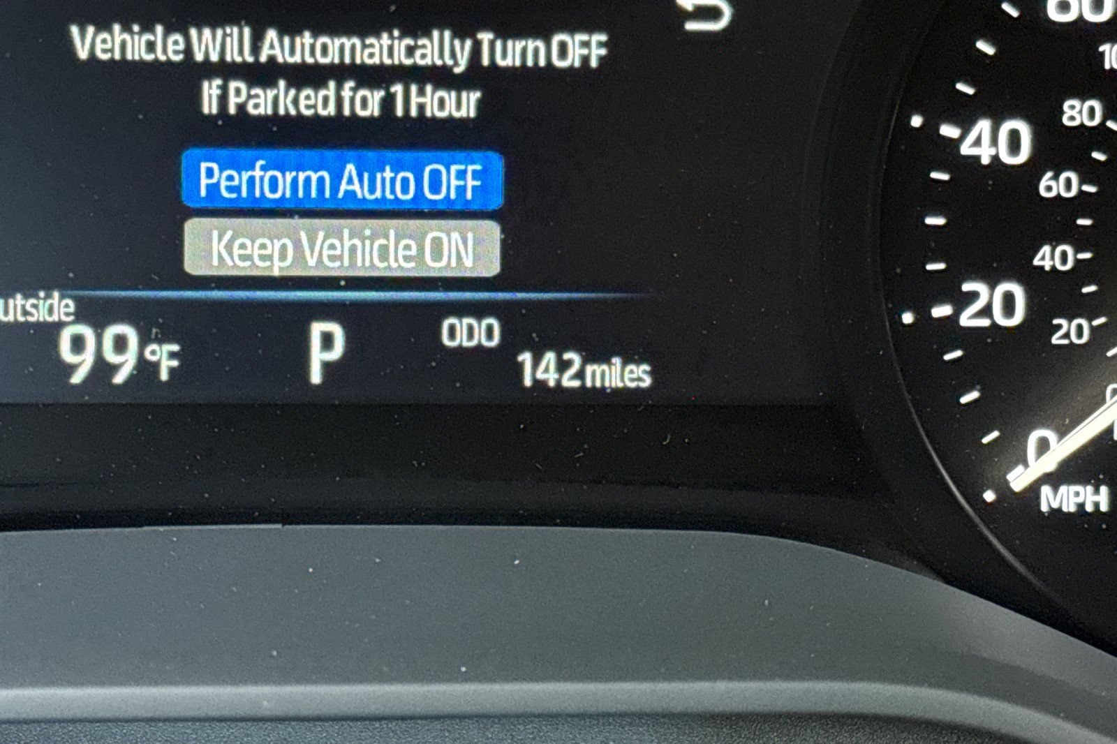 Used 2026 Toyota Sienna XLE FWD image 3