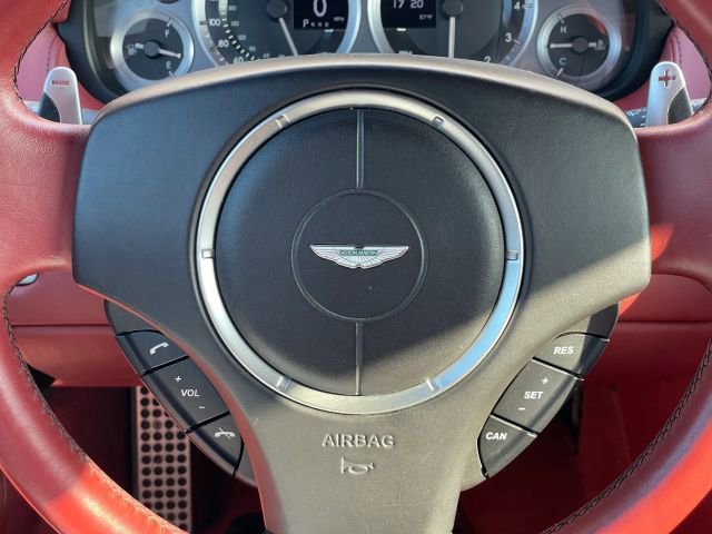 Used 2015 Aston Martin DB9 Coupe RWD image 30