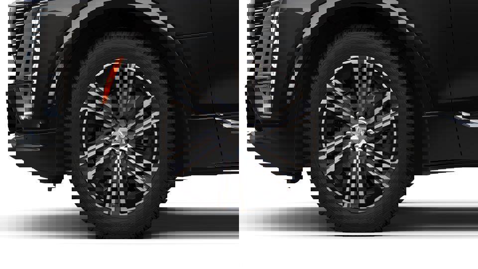 New 2026 Cadillac Lyriq Luxury image 9