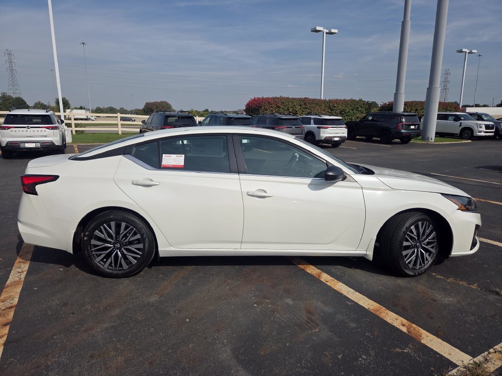 New 2026 Nissan Altima 2.5 SV FWD image 20