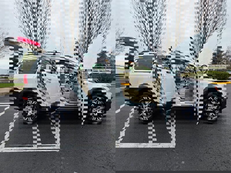 Used 2015 Volvo XC70 T6 Platinum w/ Protection Package image 24