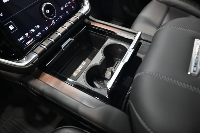 New 2026 GMC Yukon Denali w/ Advanced Technology Package AWD/4WD image 19