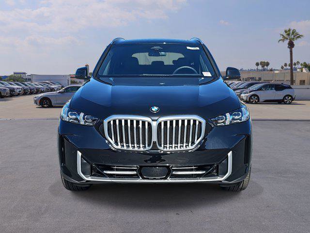 New 2026 BMW X5 sDrive40i w/ Parking Assistance Package image 2