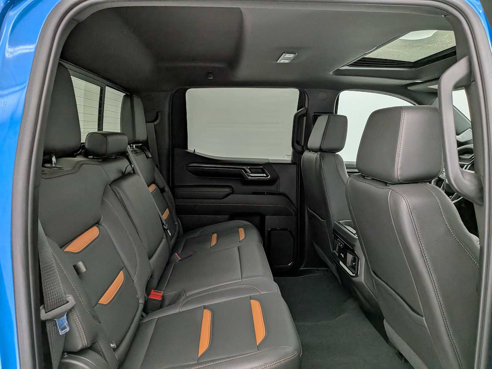 Used 2024 GMC Sierra 1500 AT4 w/ Technology Package image 23