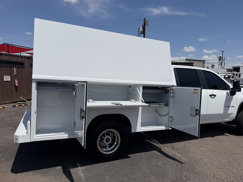 Used 2024 Chevrolet Silverado 3500 W/T w/ WT Convenience Package RWD image 9
