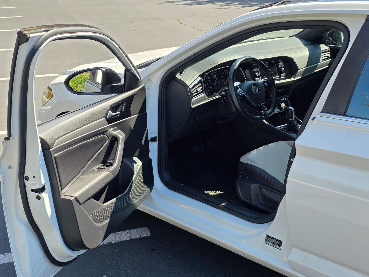 Used 2019 Volkswagen Jetta R-Line image 45