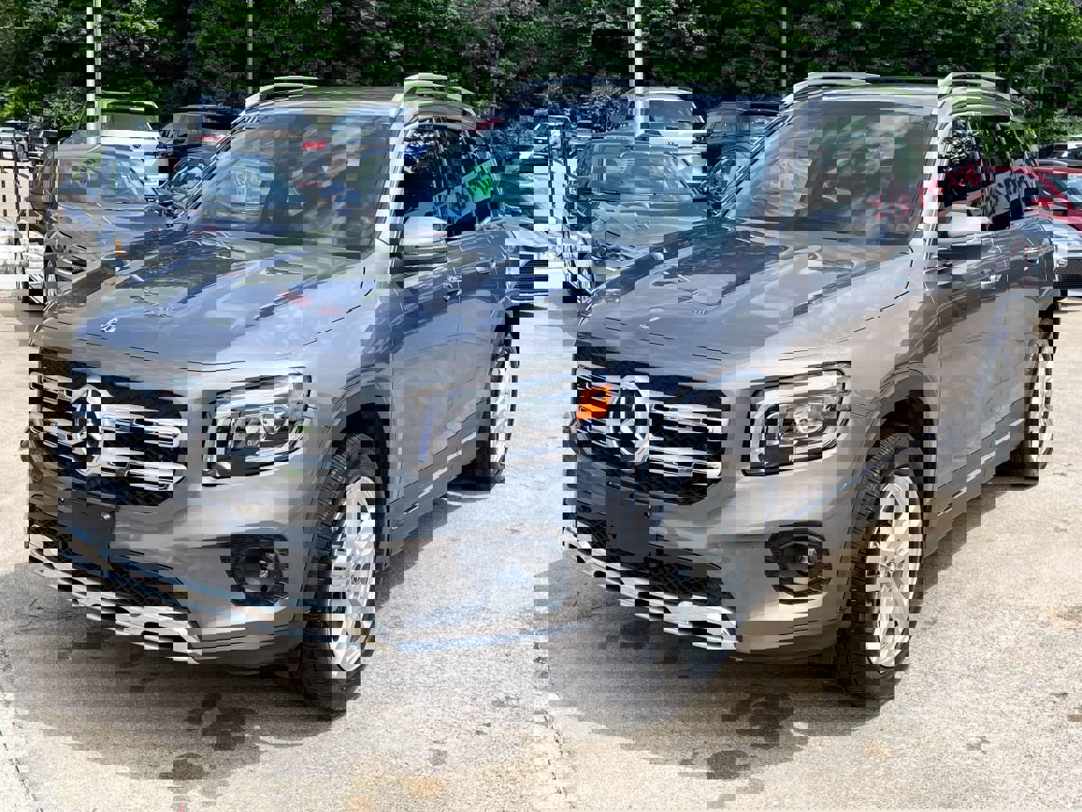 Used 2021 Mercedes-Benz GLB 250 w/ Premium Package image 1