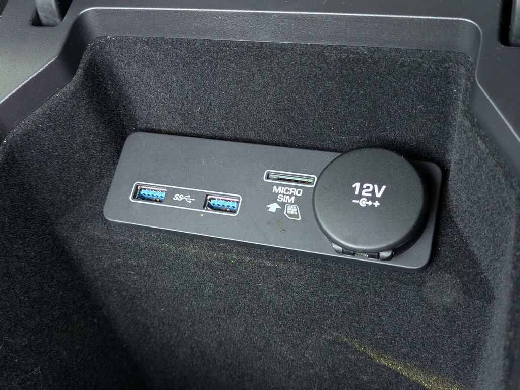 Used 2020 Jaguar E-PACE SE AWD/4WD image 26