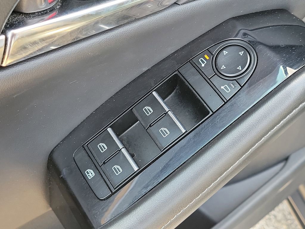 Used 2025 MAZDA CX-30 AWD 2.5 S w/ Preferred Package image 19