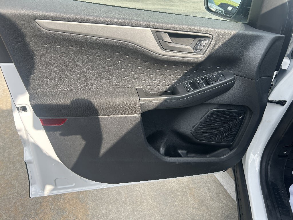 Used 2020 Ford Escape S AWD/4WD image 9