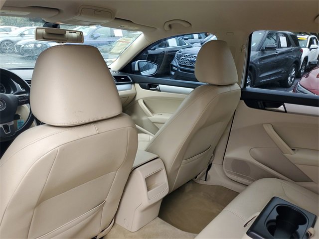 Used 2012 Volkswagen Passat 2.5 SE image 23