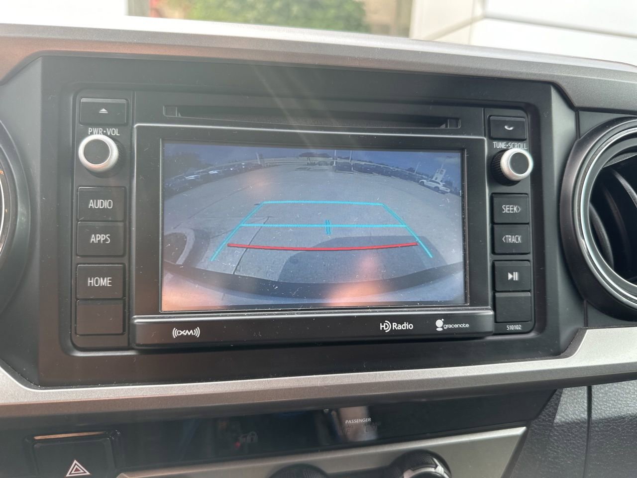 Used 2016 Toyota Tacoma SR5 RWD image 8