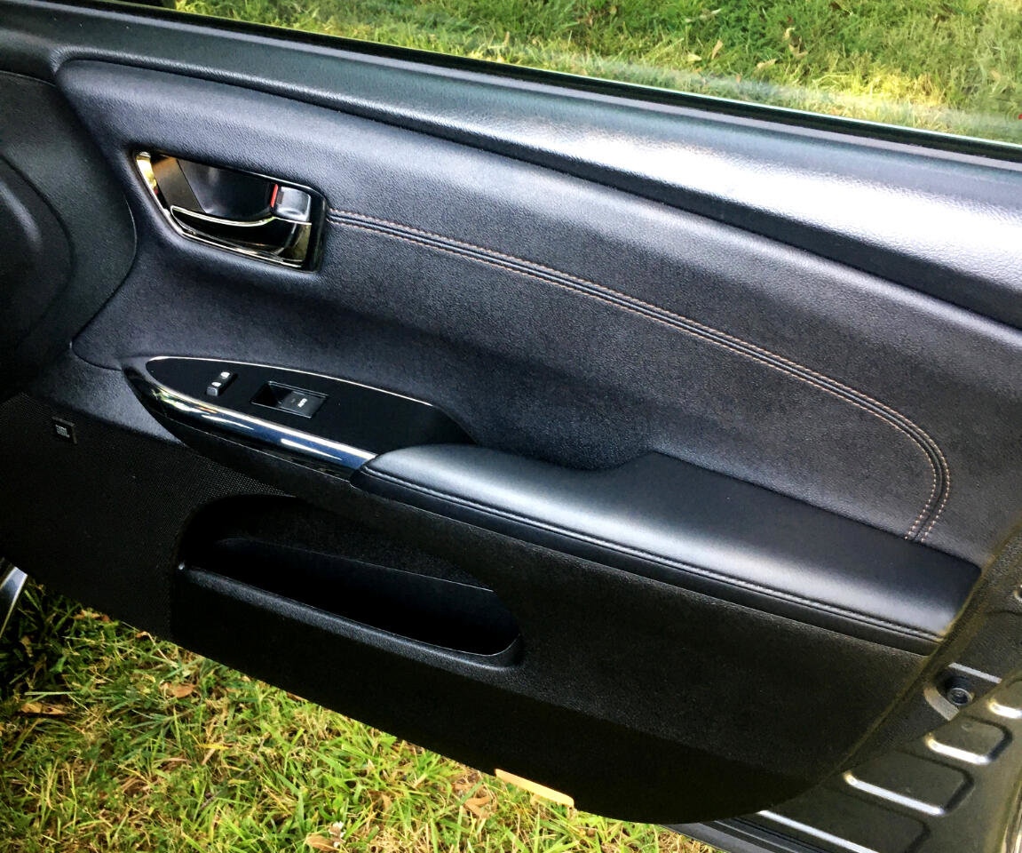 Used 2018 Toyota Avalon XLE Premium image 14