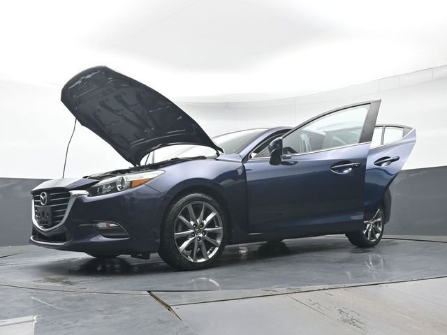 Used 2018 MAZDA MAZDA3 Touring image 45