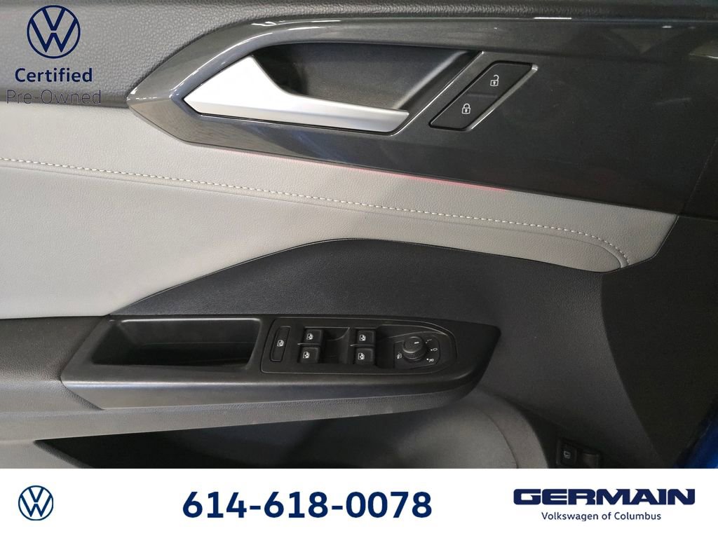 Used 2023 Volkswagen Taos SEL AWD/4WD image 25