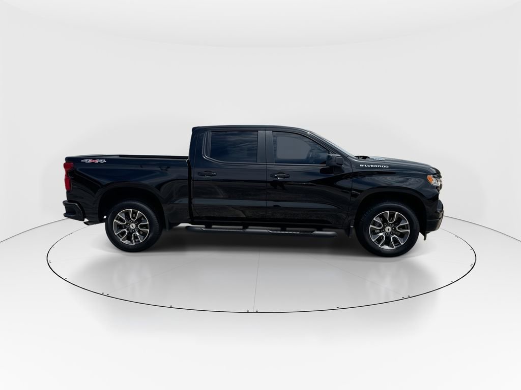 Used 2024 Chevrolet Silverado 1500 RST w/ LPO, Liner Protection Package AWD/4WD image 9