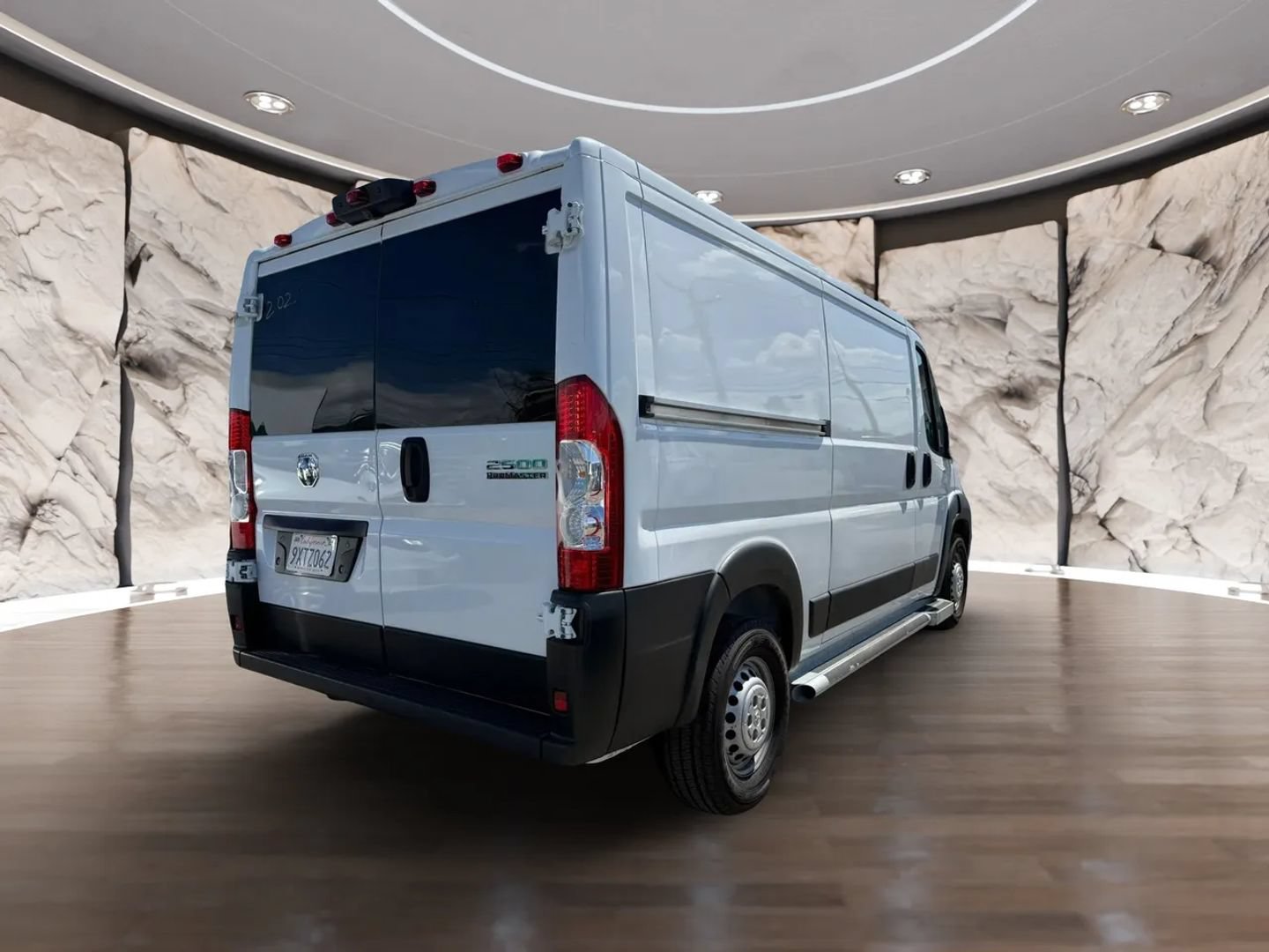 Used 2025 RAM ProMaster 2500 w/ U-Haul Equipment Group FWD image 6