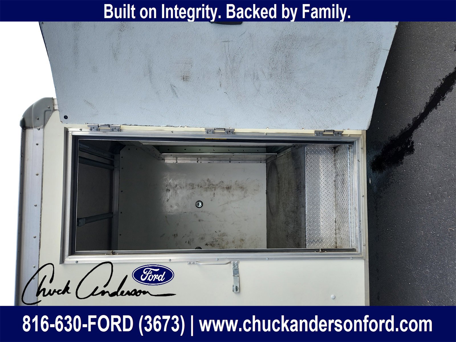 Used 2022 Ford Transit 350 DRW image 17