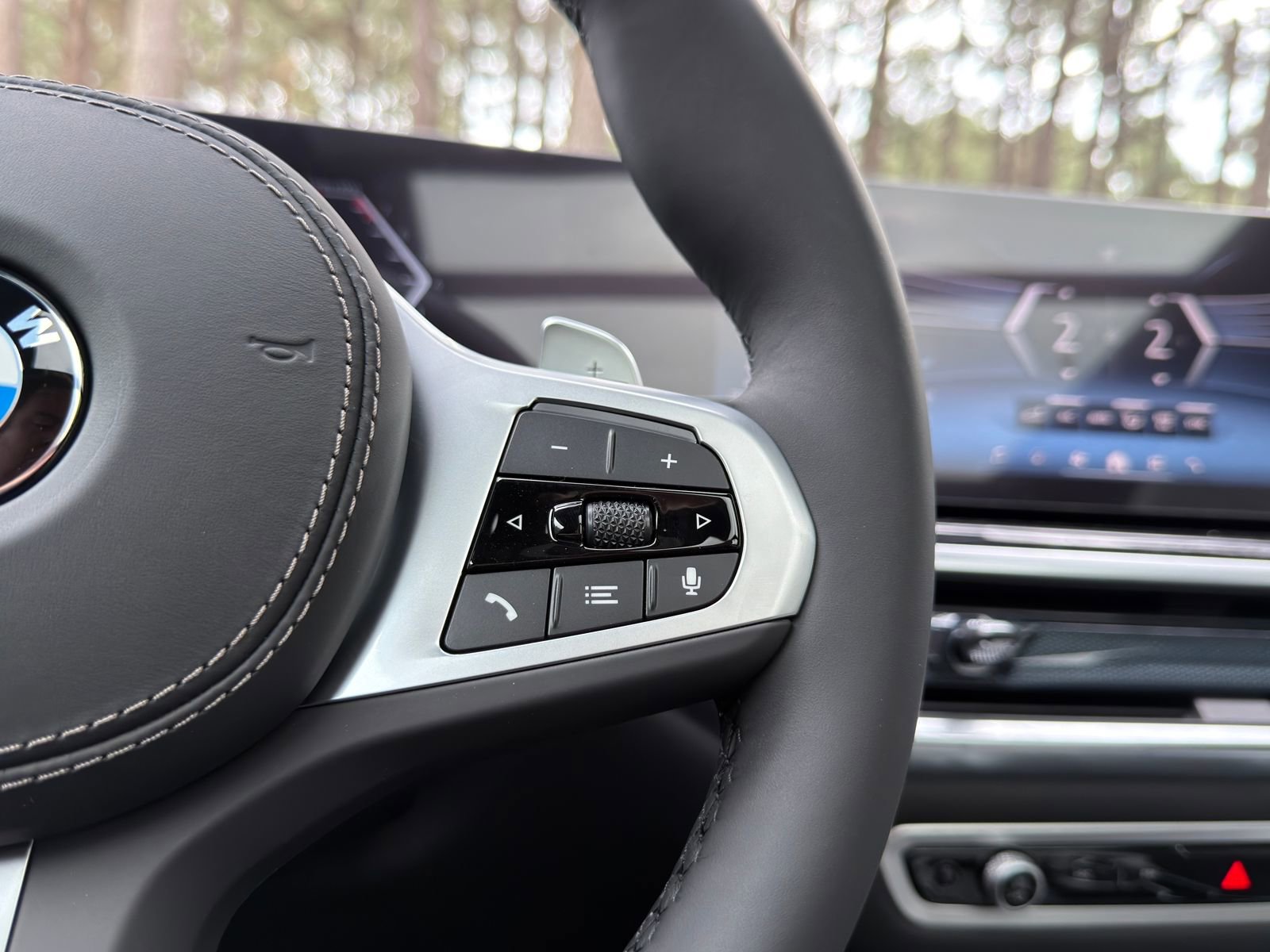 New 2026 BMW X7 xDrive40i w/ M Sport Package image 25