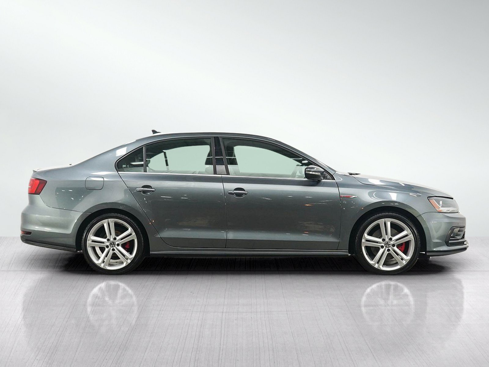 Used 2017 Volkswagen Jetta GLI FWD image 6