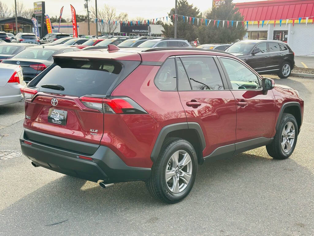 Used 2023 Toyota RAV4 XLE AWD/4WD image 7