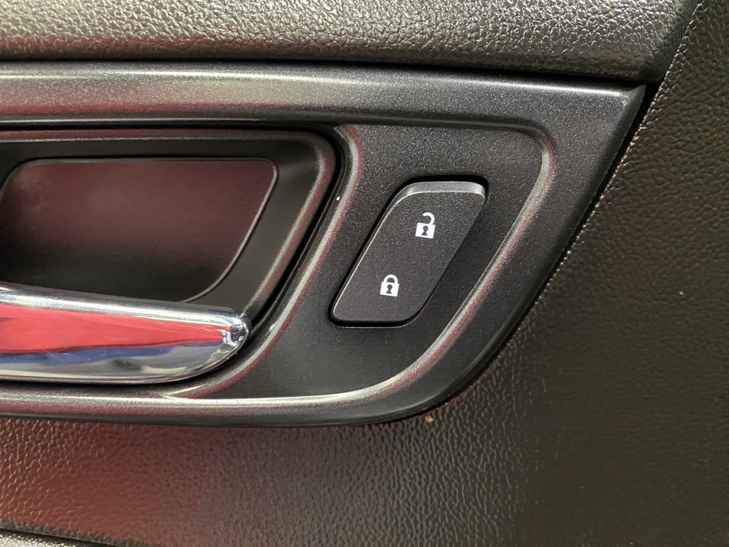 Used 2019 Chevrolet Suburban Premier image 24