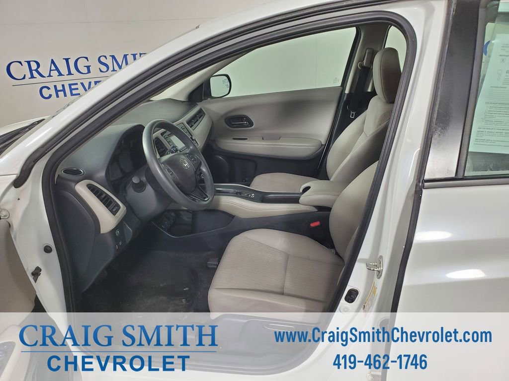 Used 2018 Honda HR-V LX image 10