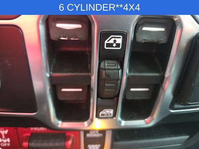 Used 2022 Jeep Gladiator Rubicon w/ Cold Weather Group AWD/4WD image 45