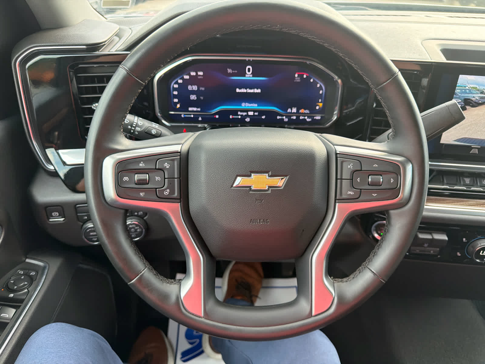 Used 2025 Chevrolet Silverado 2500 LT w/ Convenience Package AWD/4WD image 15