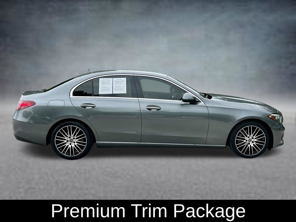 Used 2022 Mercedes-Benz C 300 Sedan image 4