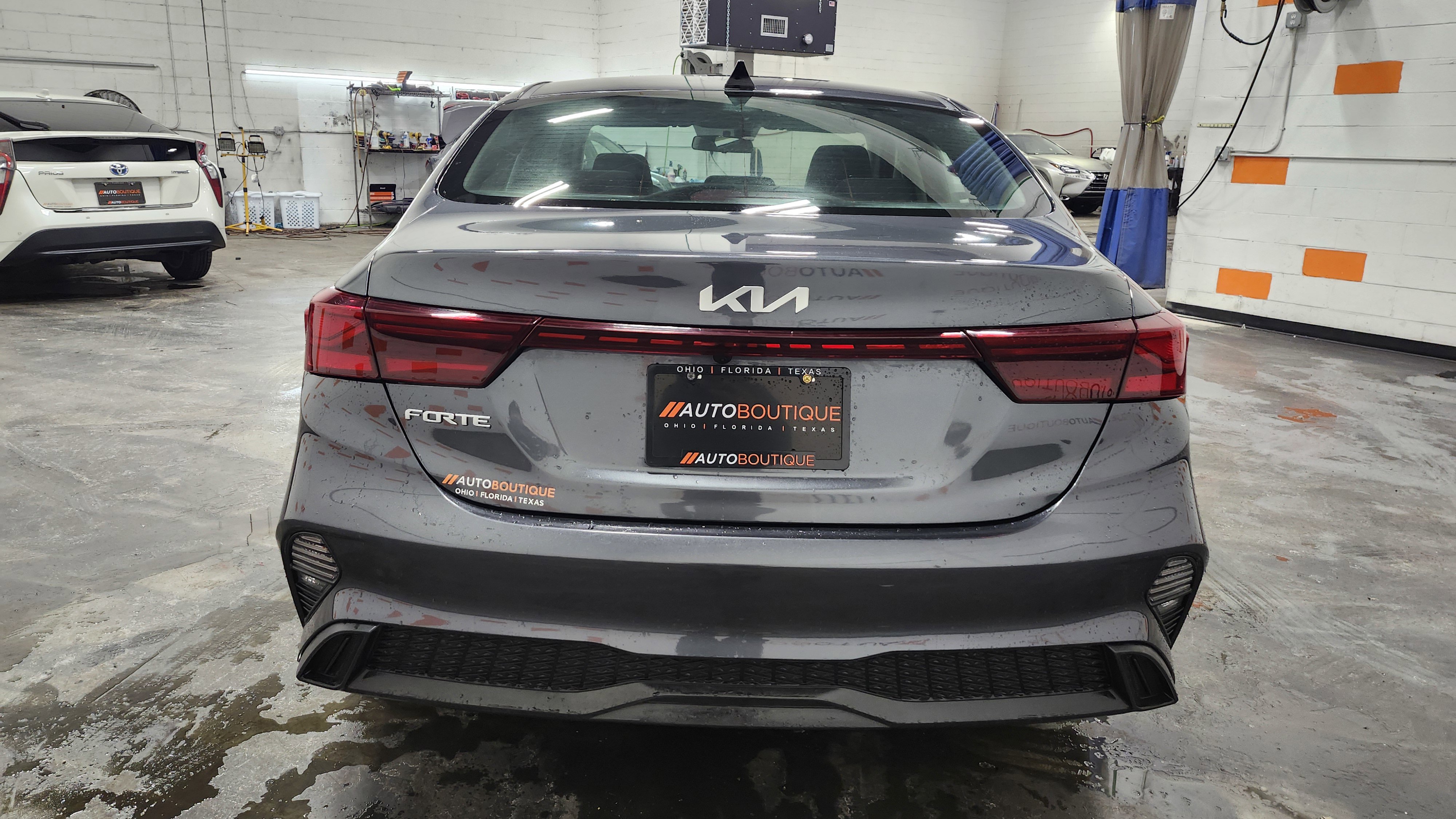 Used 2024 Kia Forte LXS image 13