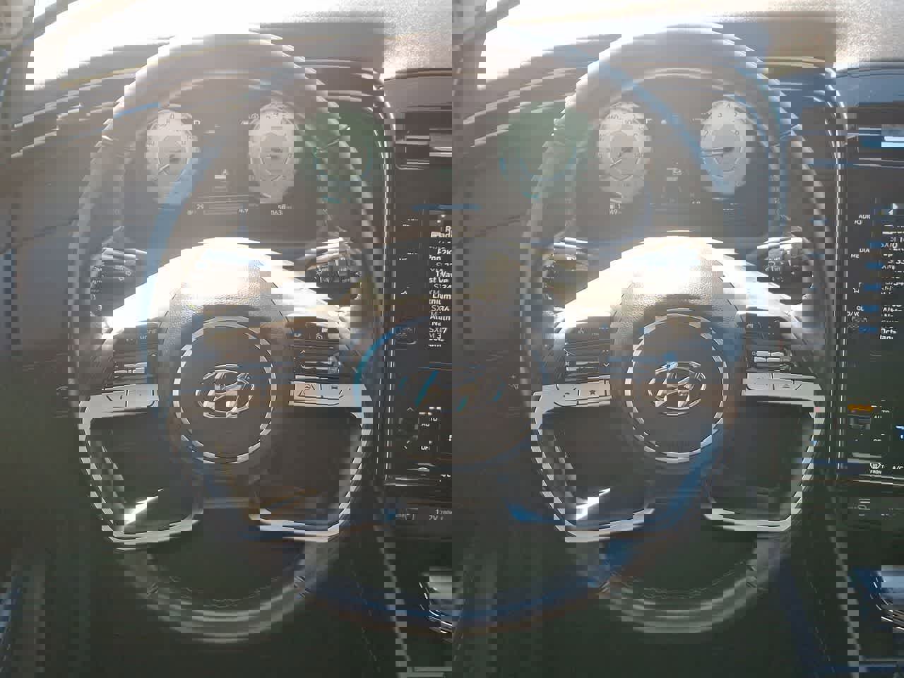 Used 2022 Hyundai Tucson XRT w/ Cargo Package image 22