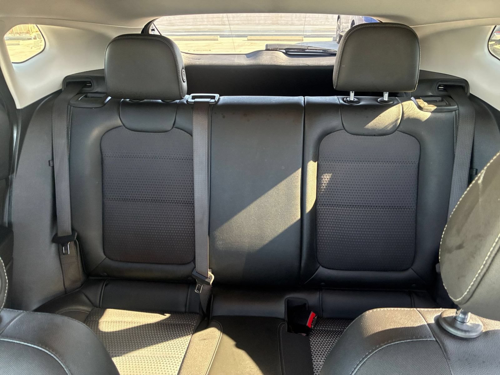 Used 2025 Chevrolet Trax LT w/ LT Convenience Package FWD image 32