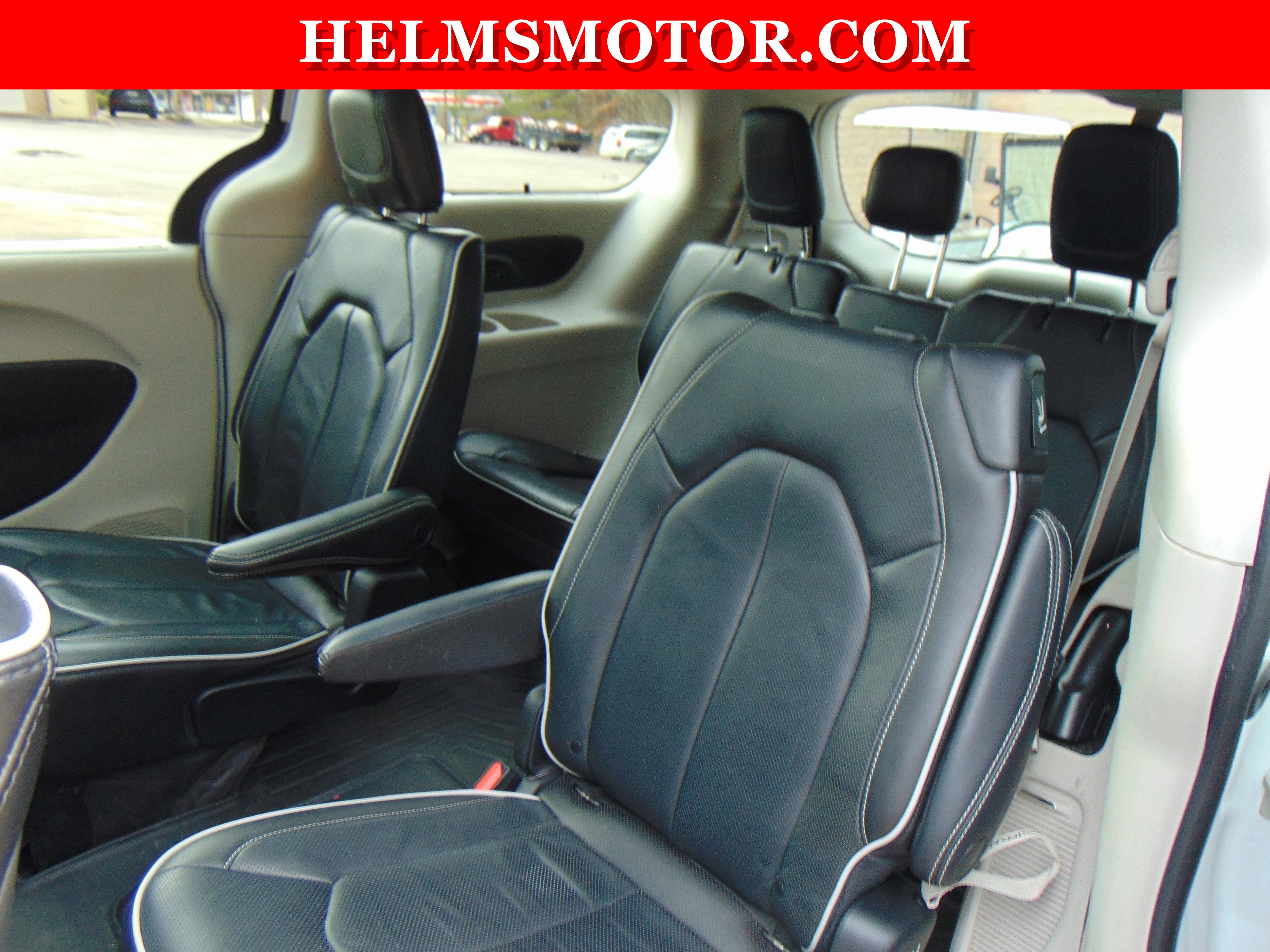 Certified 2022 Chrysler Pacifica Limited w/ Uconnect Theater Family Group image 46