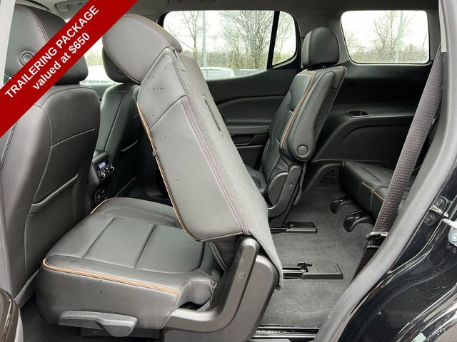 Used 2023 GMC Acadia AT4 w/ Technology Package AWD/4WD image 6