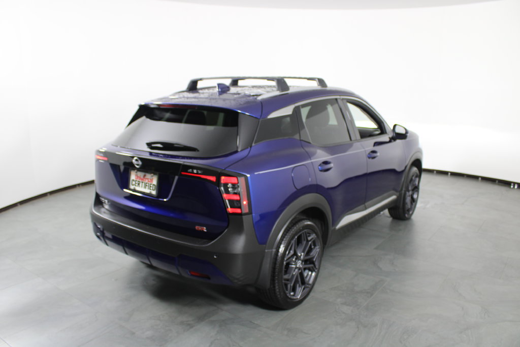 Certified 2025 Nissan Kicks SR FWD image 4