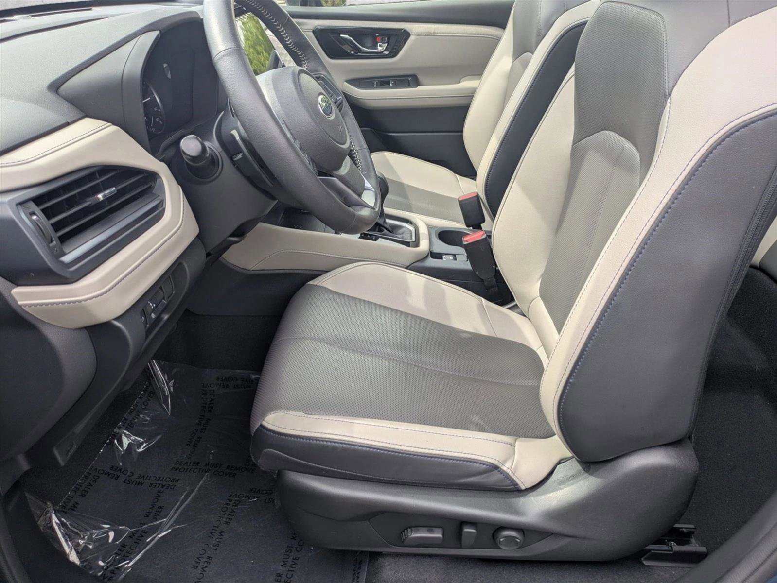 Used 2025 Subaru Forester Limited AWD/4WD image 17
