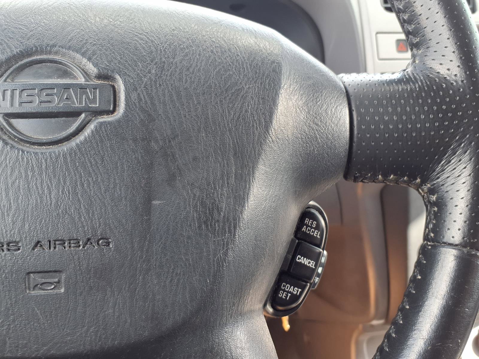 Used 2001 Nissan Xterra SE image 15