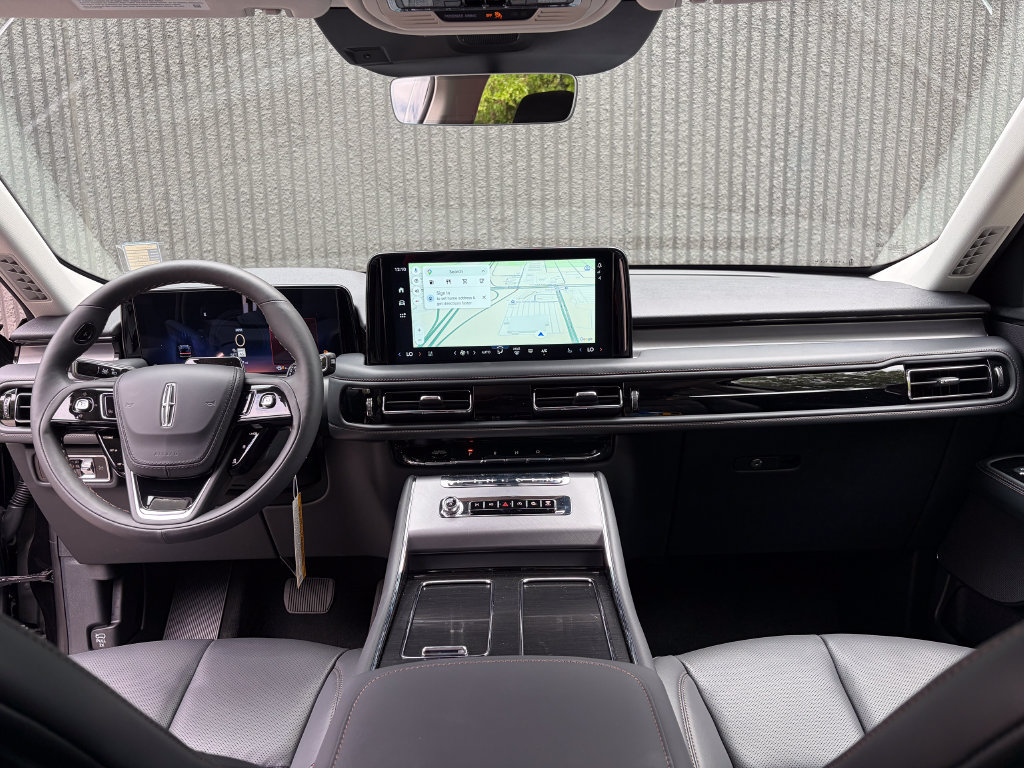 New 2026 Lincoln Aviator AWD image 50