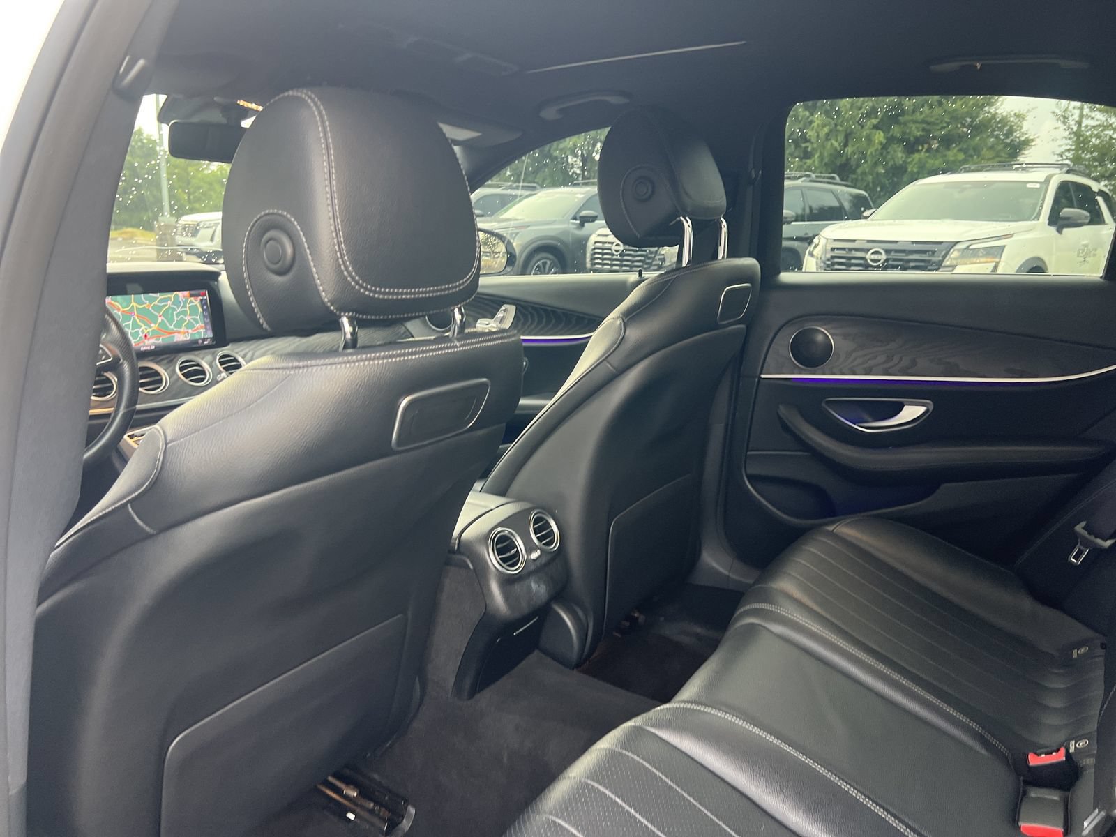Used 2018 Mercedes-Benz E 300 image 17