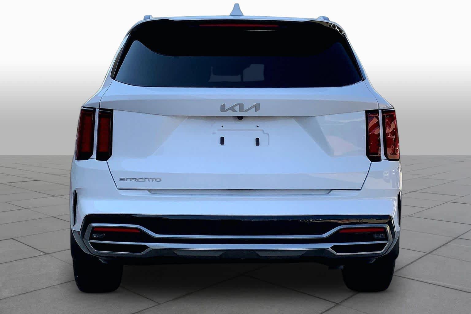 Used 2023 Kia Sorento EX FWD image 5
