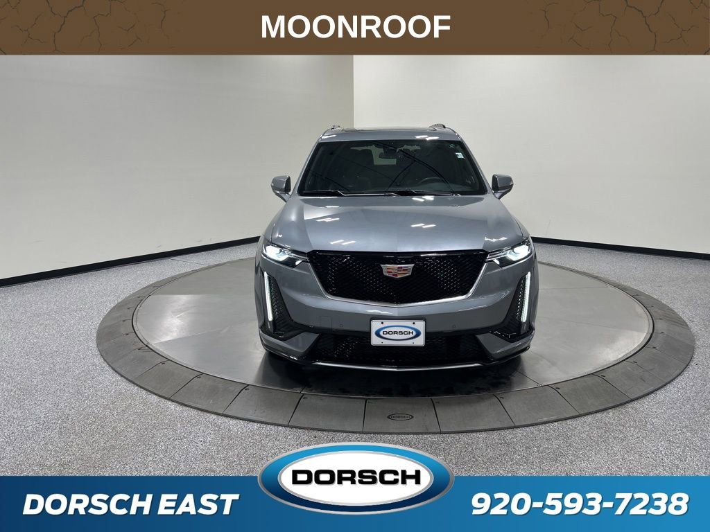 Used 2024 Cadillac XT6 Sport image 2