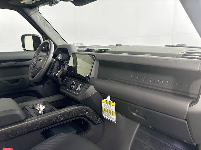 New 2026 Land Rover Defender 110 OCTA AWD/4WD image 28